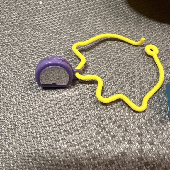 VTG 1993 Caboodles Toy Biz Mini Playset Compact Case w/ Partial Accessories Rare - Picture 8 of 14